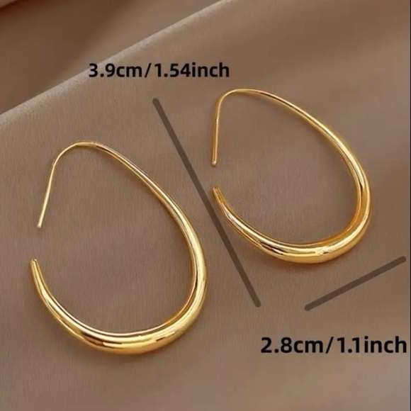 ✨Free People Agen Gold Water Drop Earrings - Picture 4 of 5